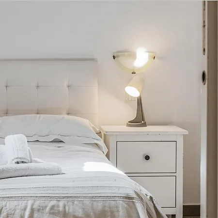 Terrace A 7 Min Da Stazione E Centro דירה
